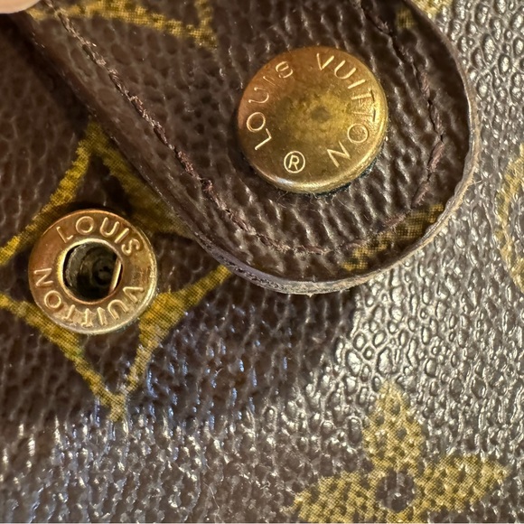 Authentic Louis Vuitton compact wallet - Picture 5 of 14